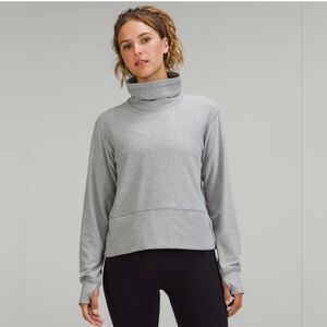 Lululemon Ready to Rulu Pullover Grey NWOT SZ 4 💙